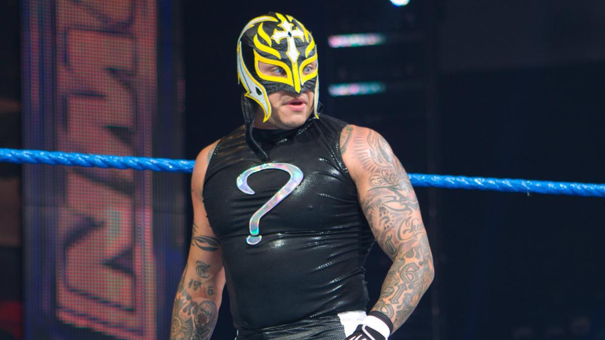 Rey Mysterio è alle prese con un infortunio