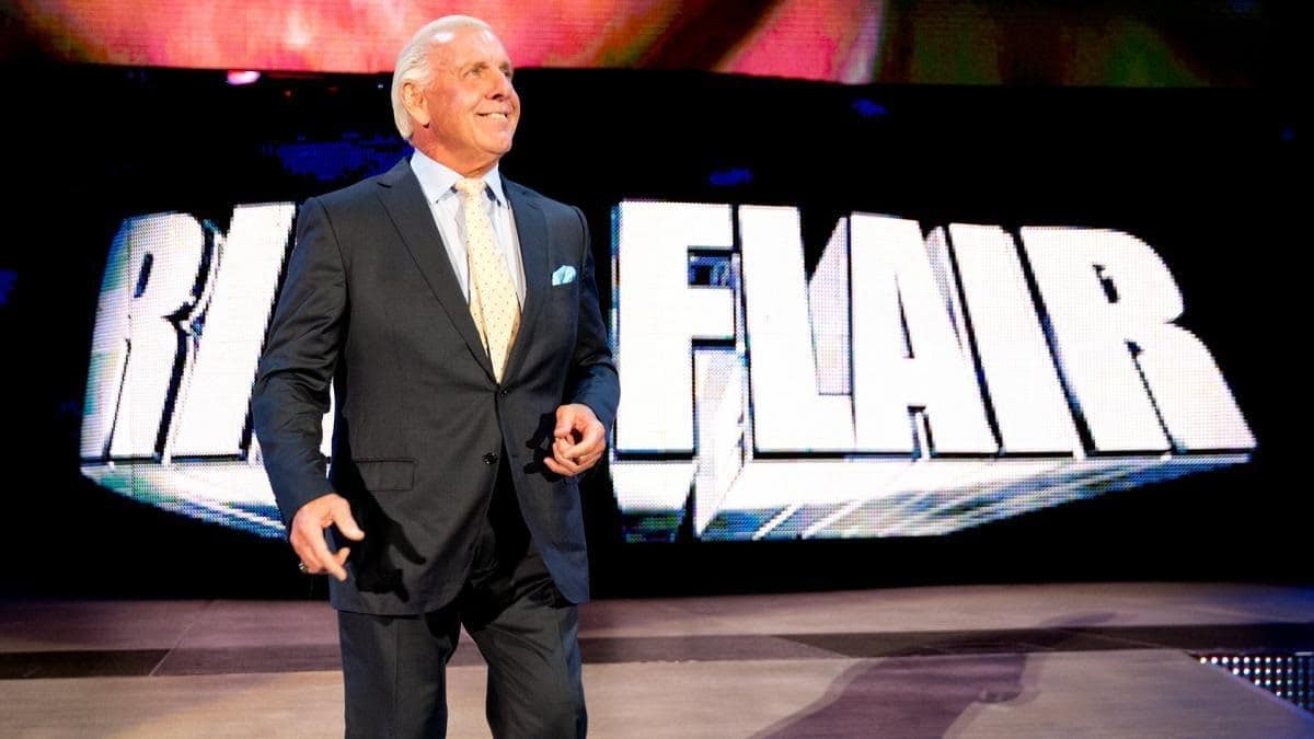 Divertente siparietto con Ric Flair sul ring di TripleMania