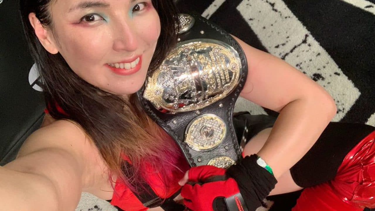 Hikaru Shida: “In AEW grazie a Kenny Omega e Dustin Rhodes”