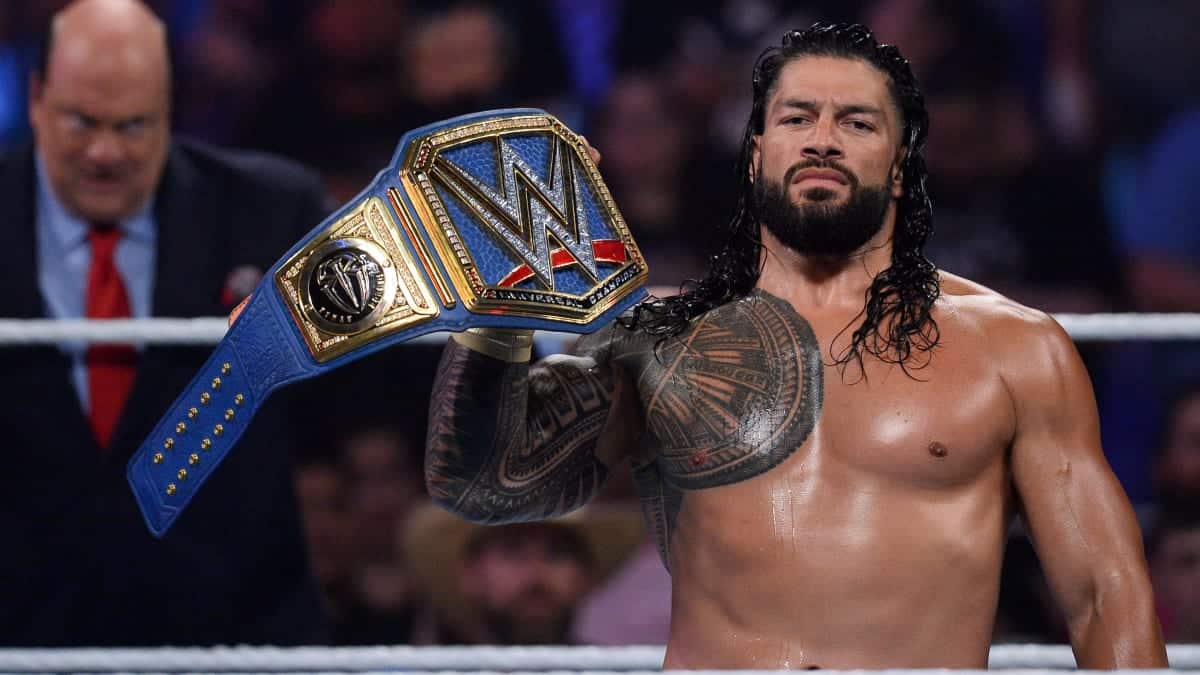 Roman Reigns pubblicizzato per Money in The Bank