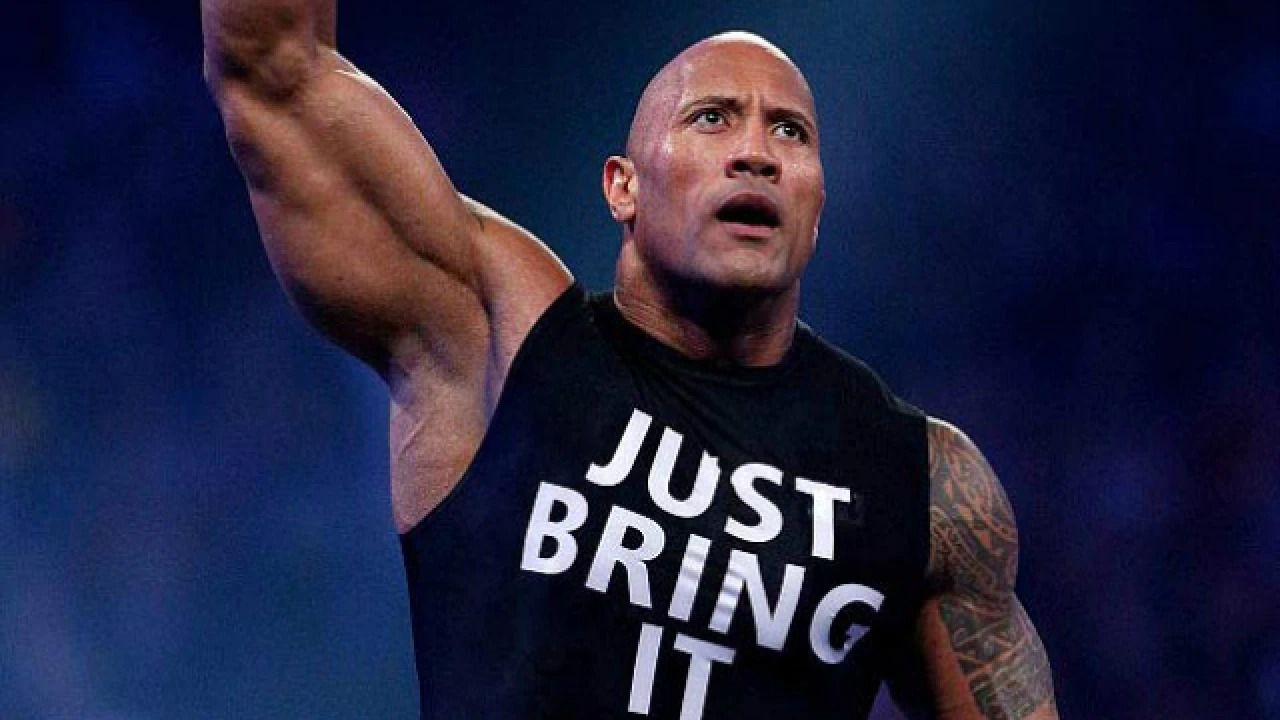 The Rock: Dave Meltzer parla delle chance di averlo a WM 40