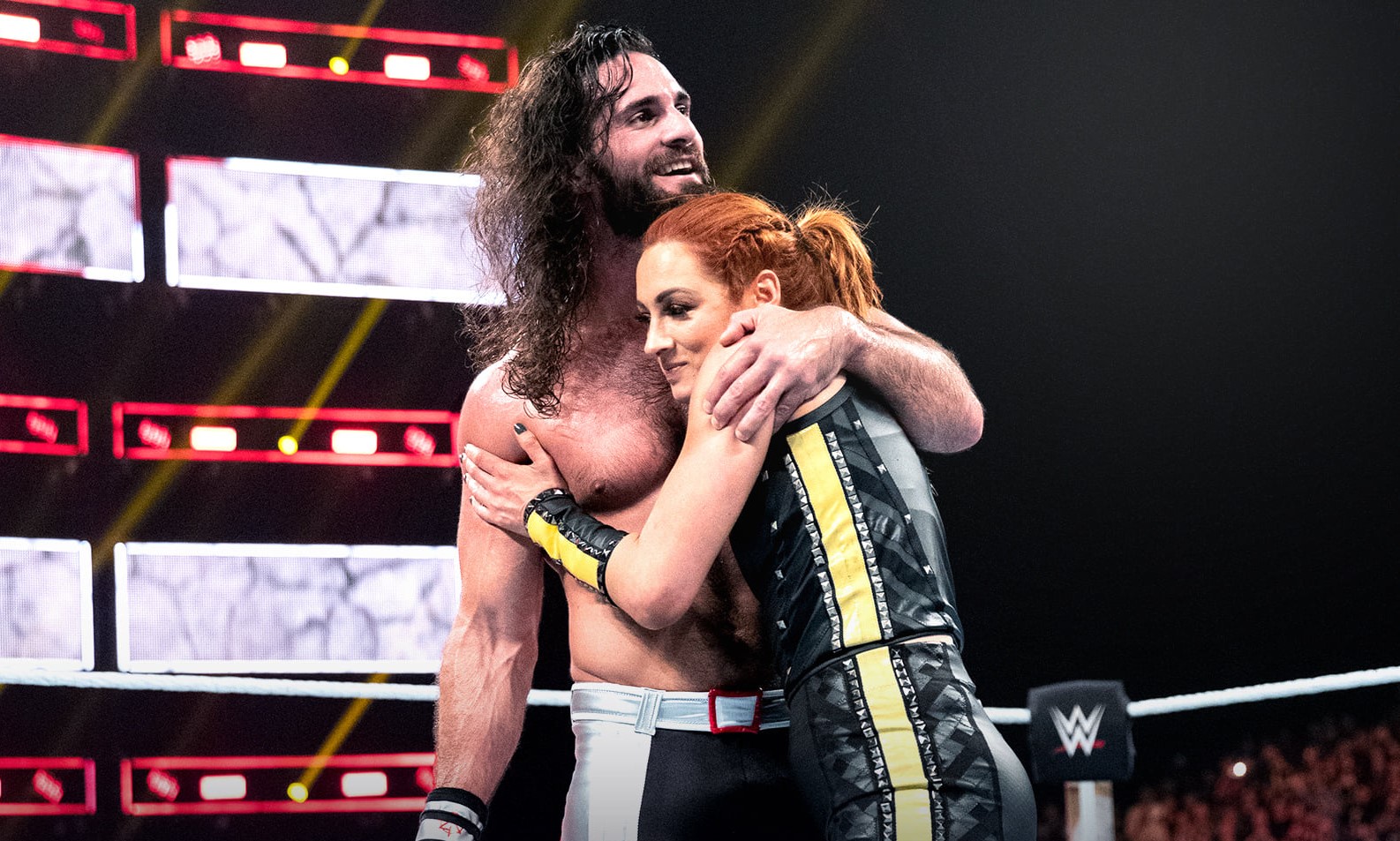 Seth Rollins e Becky Lynch
