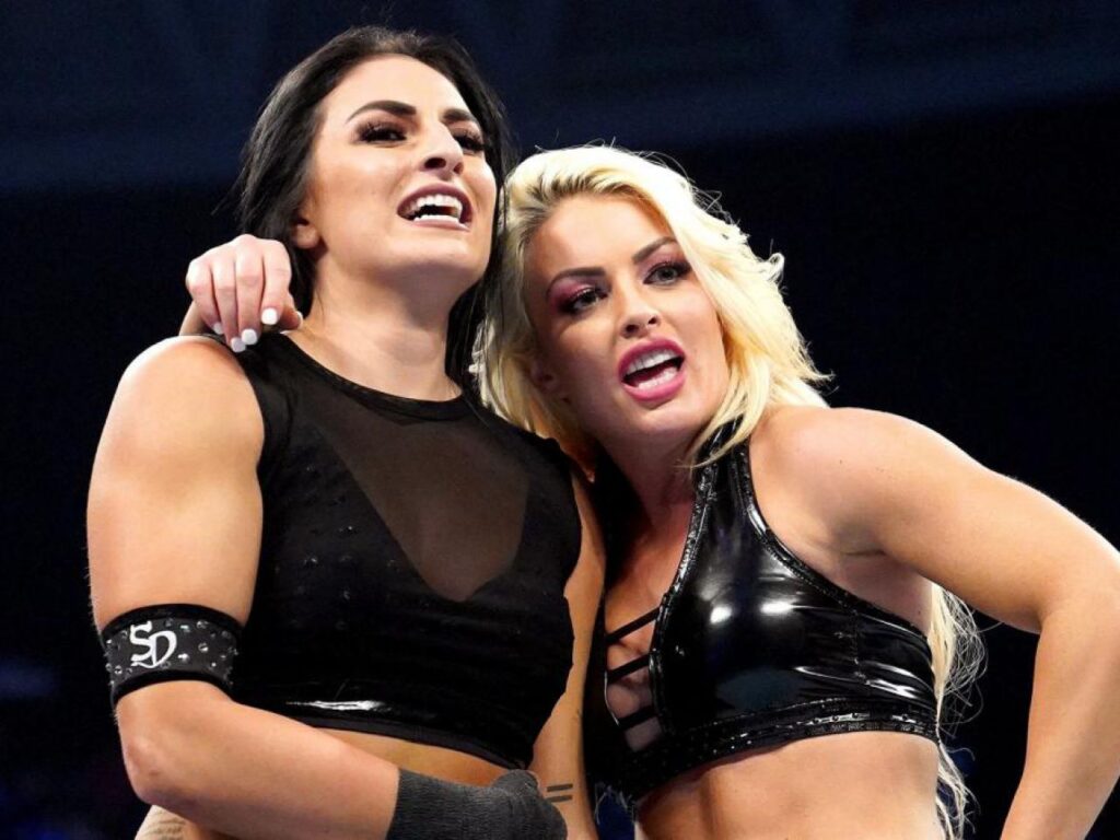 Sonya Deville e Mandy Rose
