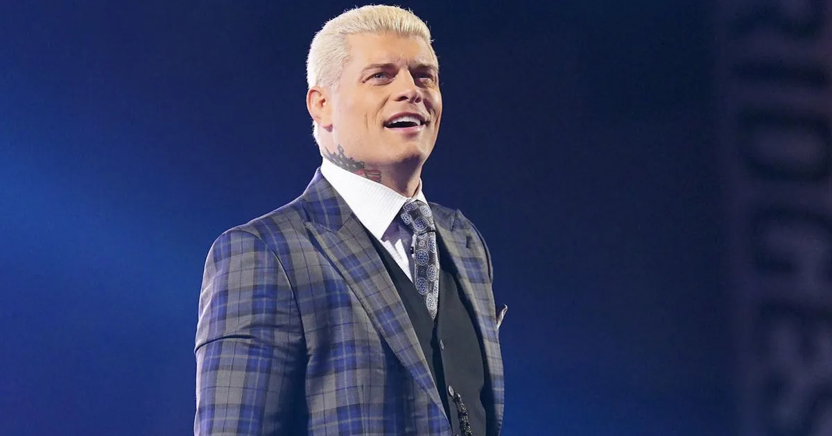 WWE: Cody Rhodes commenta il suo match contro Roman Reigns