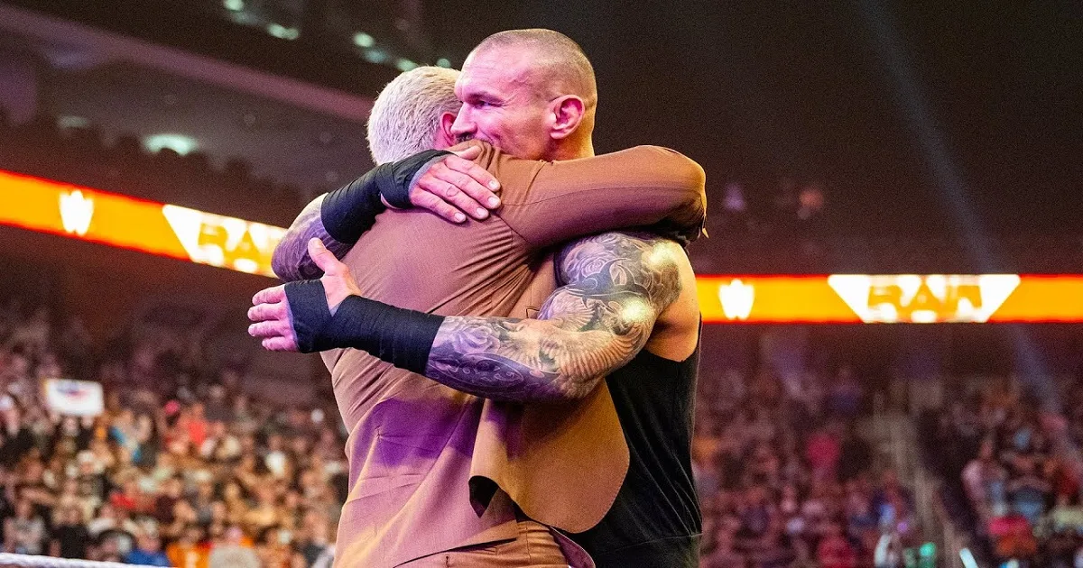 WWE: Cody Rhodes “chiama” Randy Orton (VIDEO)