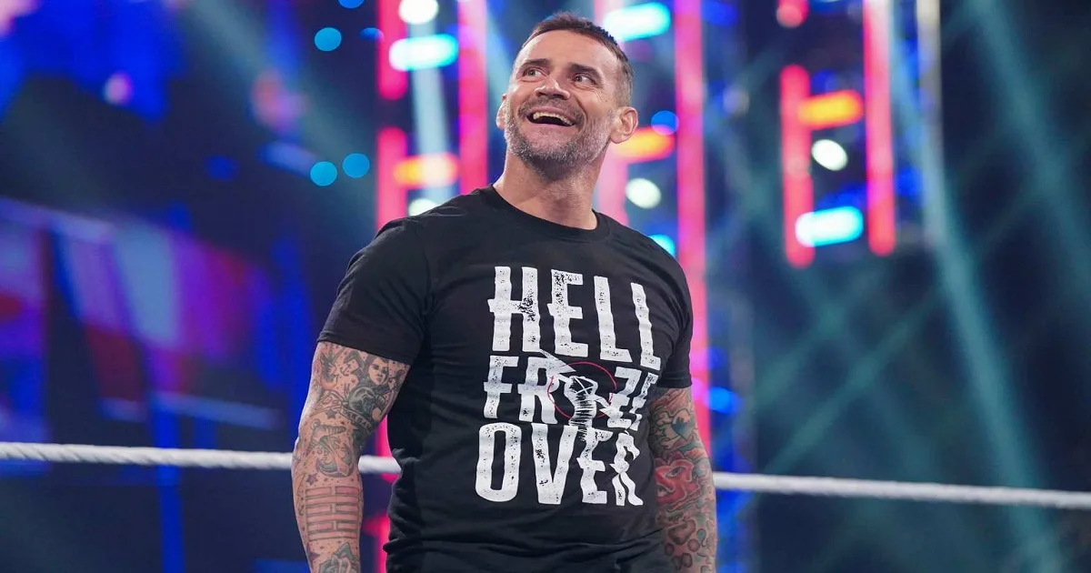 WWE: CM Punk reagisce alle parole di Randy Orton