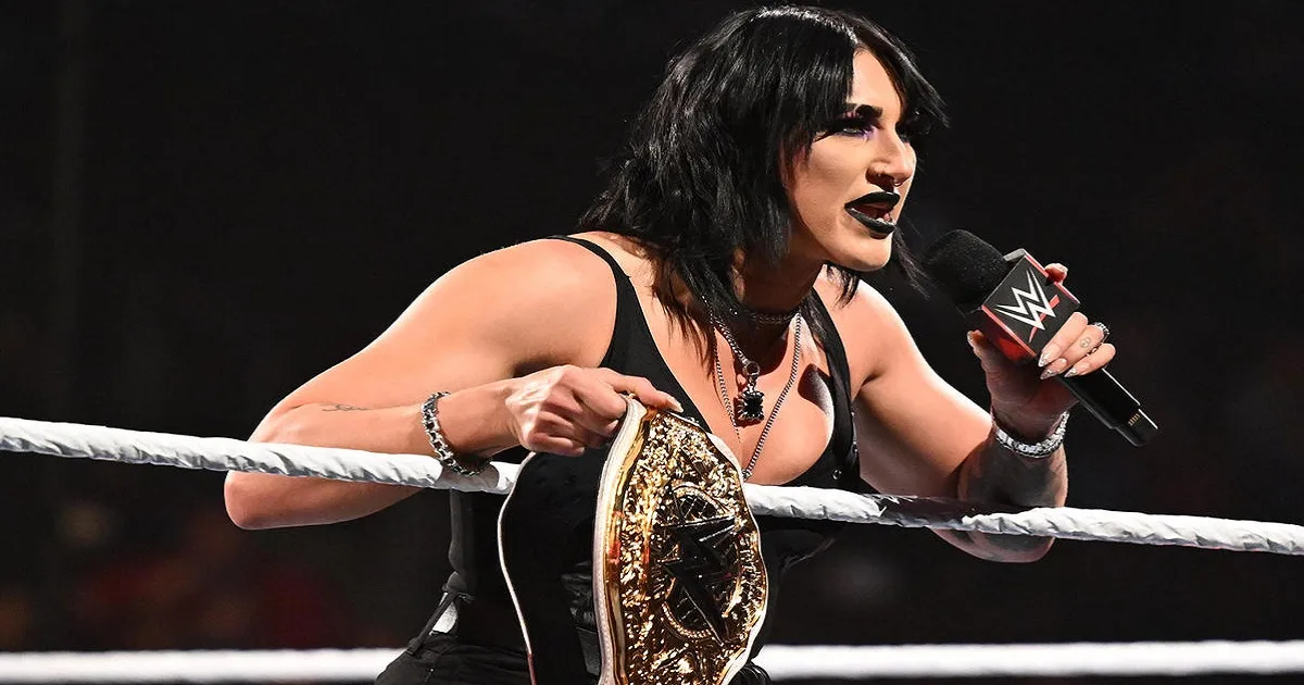 WWE: Rhea Ripley in difficoltà durante il match con Nia Jax
