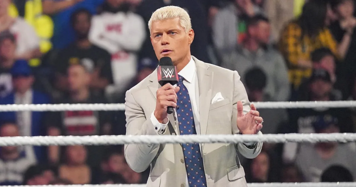 WWE: Cody Rhodes rompe il silenzio dopo Raw