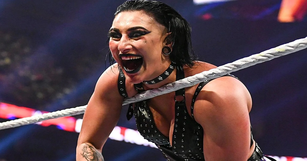 WWE: Ecco quando è stato deciso di privare Rhea Ripley del titolo