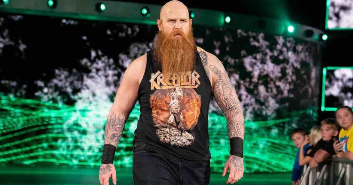 WWE: Erick Rowan sigla un nuovo accordo con la compagnia