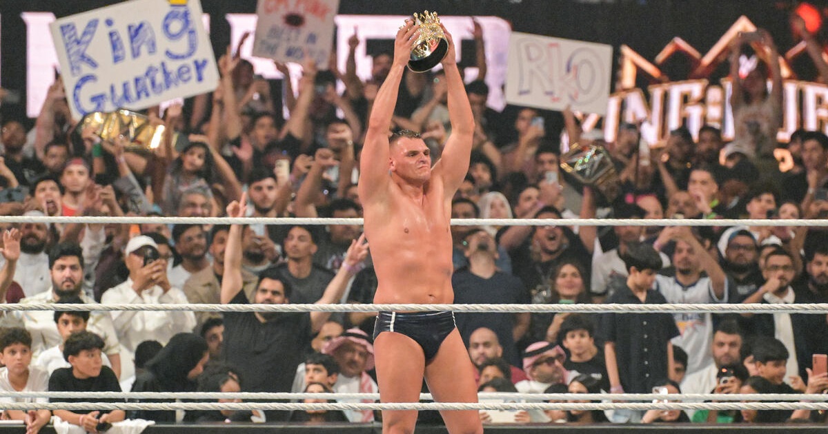 WWE: Gunther batte Randy Orton, parte la rivolta dei fan