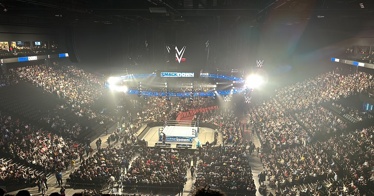 WWE: Fan francesi talmente così rumorosi da ricevere degli avvisi di sicurezza