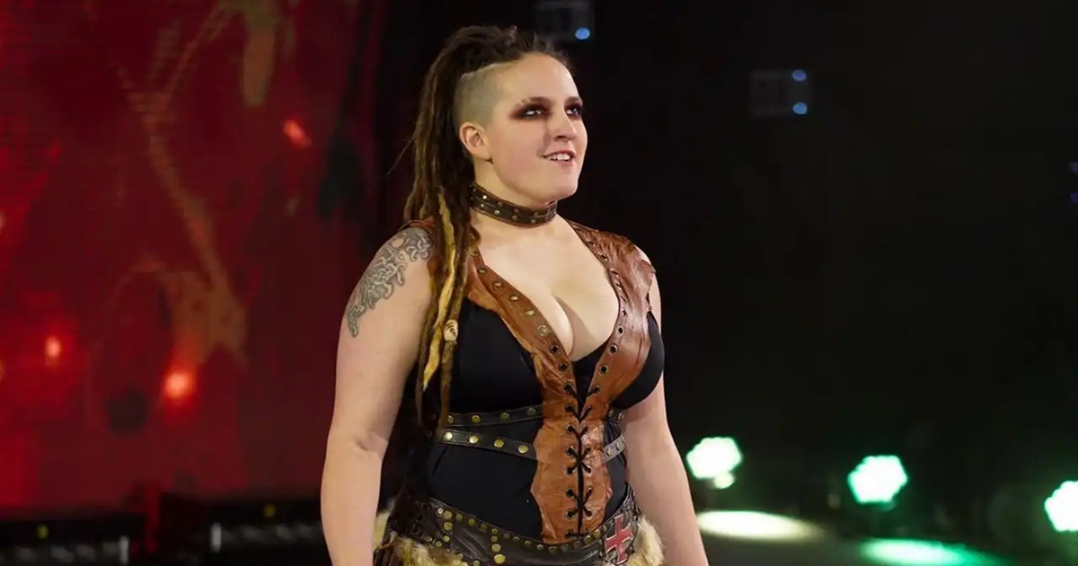WWE: Ecco il motivo dell’assenza di Valhalla