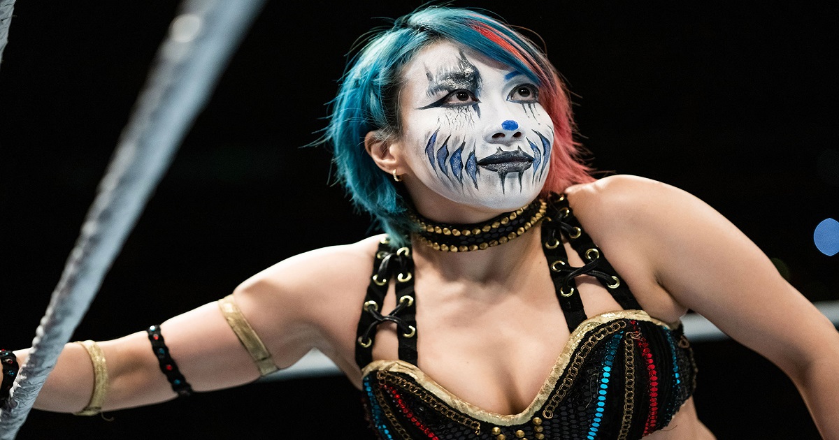 WWE: Asuka conferma l’operazione al ginocchio (FOTO)