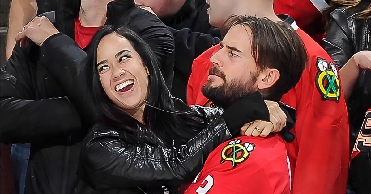 WWE: CM Punk parla ancora del possibile ritorno di AJ Lee
