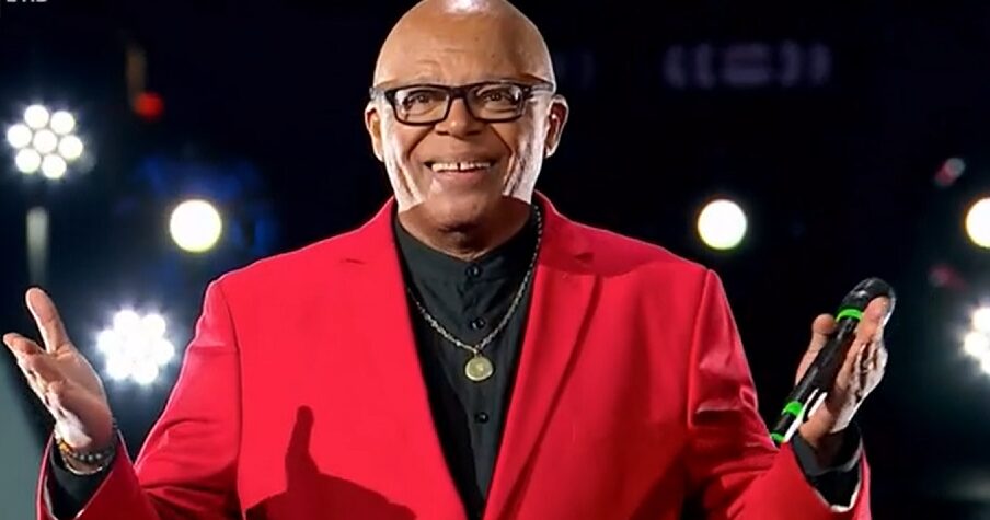 Storie di Wrestling: Ronnie Jones commenta la WWF.. in italiano!