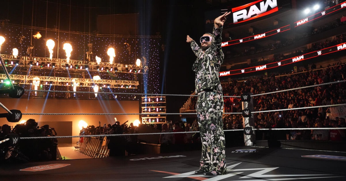 WWE: Seth Rollins svela le richieste più assurde ricevute dai fan