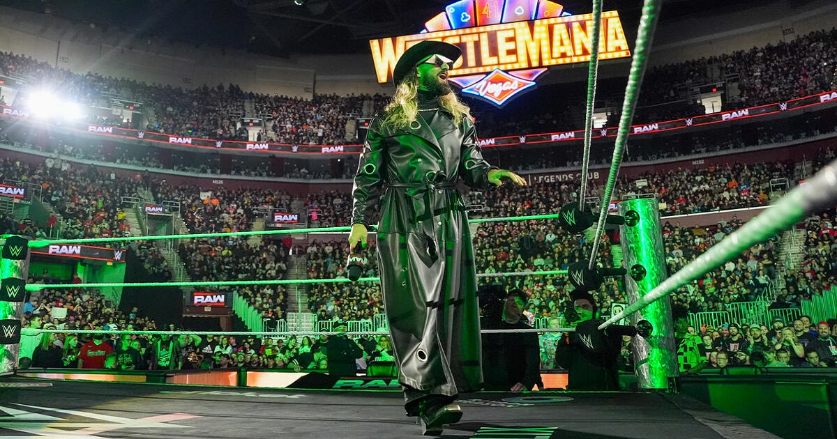 WWE: Seth Rollins attacca nuovamente John Cena