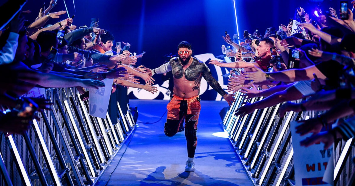 WWE: Jey Uso non ci sta e risponde alle critiche