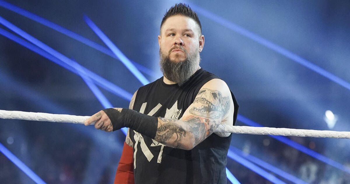 Kevin Owens si ferma per 9 mesi e risponde duramente a un fan dopo SmackDown