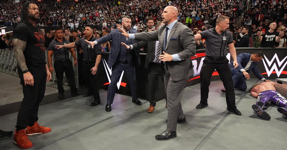 WWE: Le prime parole di Roman Reigns dopo aver creato il caos a Raw