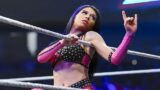 Dopo il licenziamento dalla WWE, Cora Jade mantiene la promessa e apre il suo profilo su OnlyFans