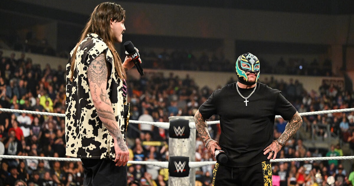 Rey Mysterio Dominik Mysterio